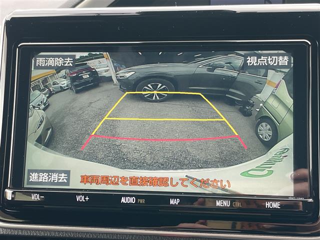 Toyota Voxy 6