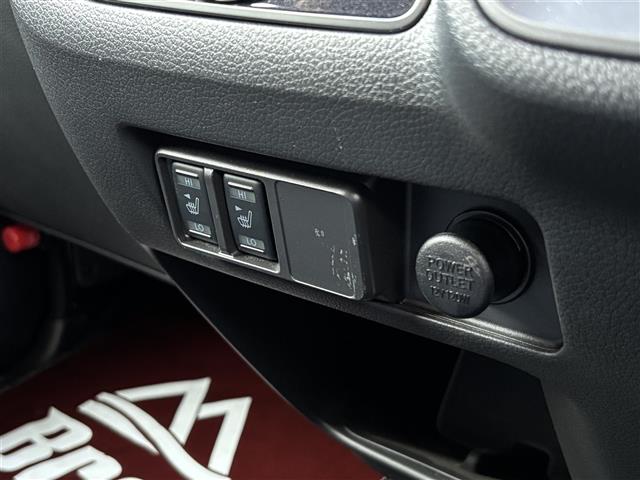 Nissan Caravan 7