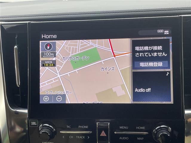 Toyota Alphard 6