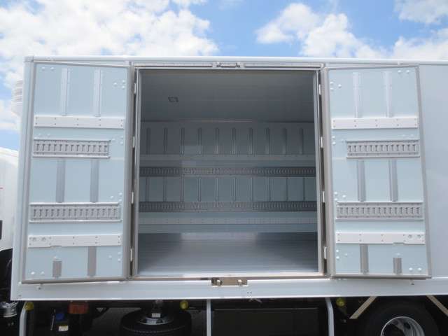 Hino Ranger 12