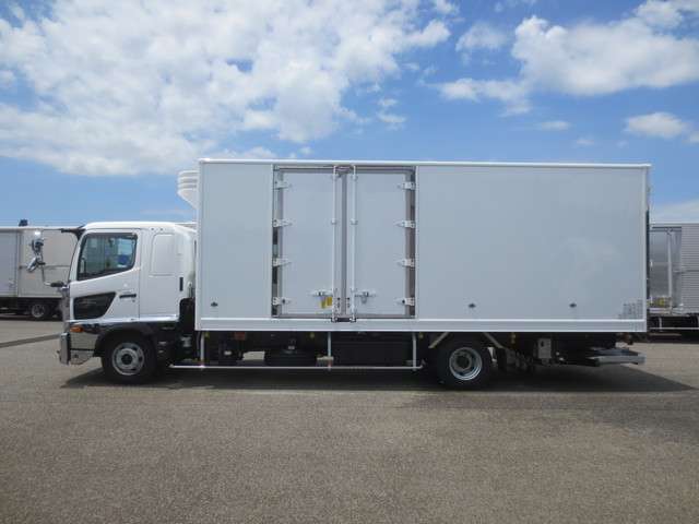Hino Ranger 9
