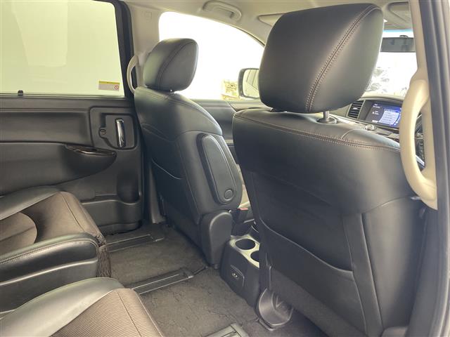 Nissan Elgrand 12