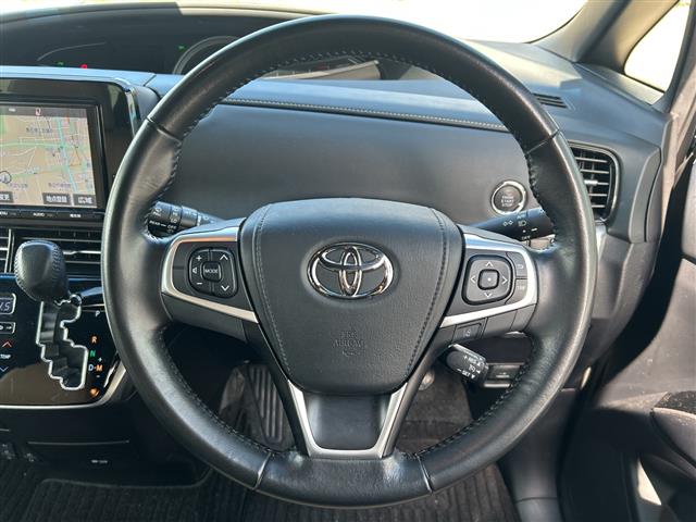 Toyota Estima 11