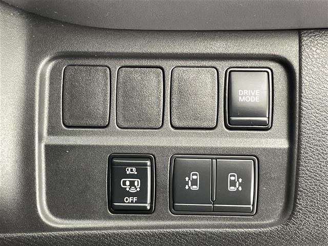 Nissan Serena 12