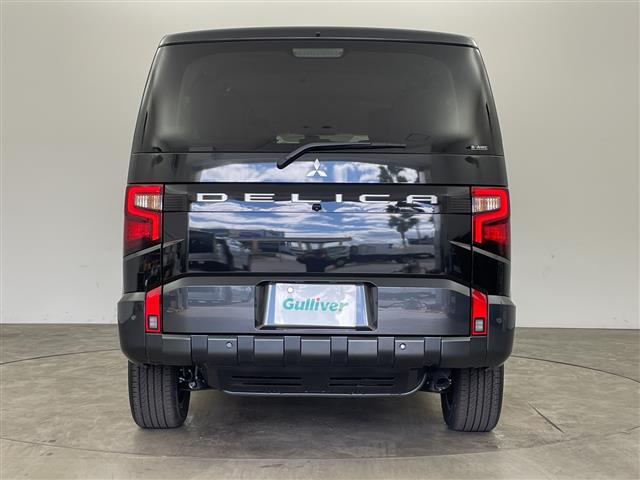Mitsubishi Delica D:5 7
