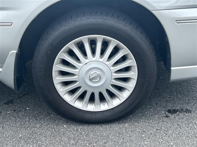 Nissan Presage 7