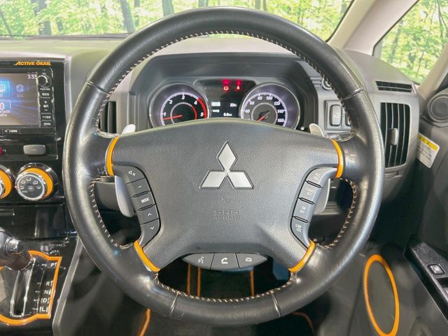 Mitsubishi Delica D:5 11