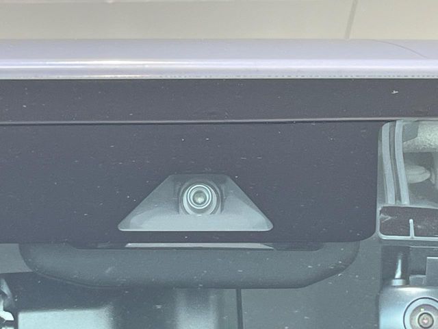 Nissan Caravan 5