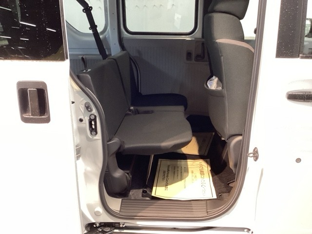 Honda N-VAN e: 12