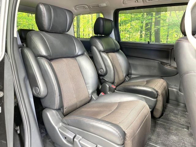 Nissan Elgrand 9