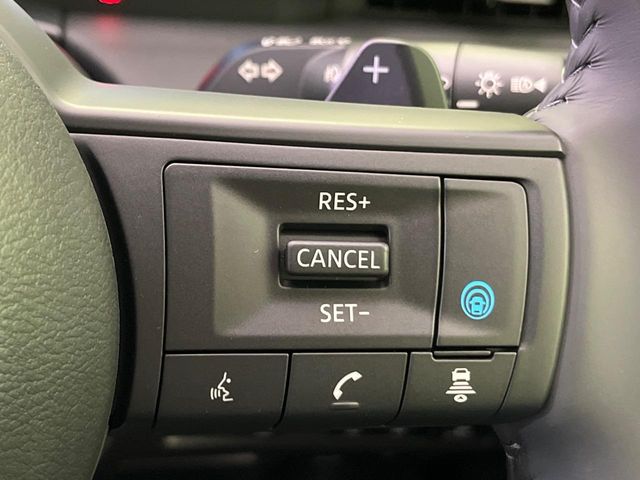 Nissan Serena 5