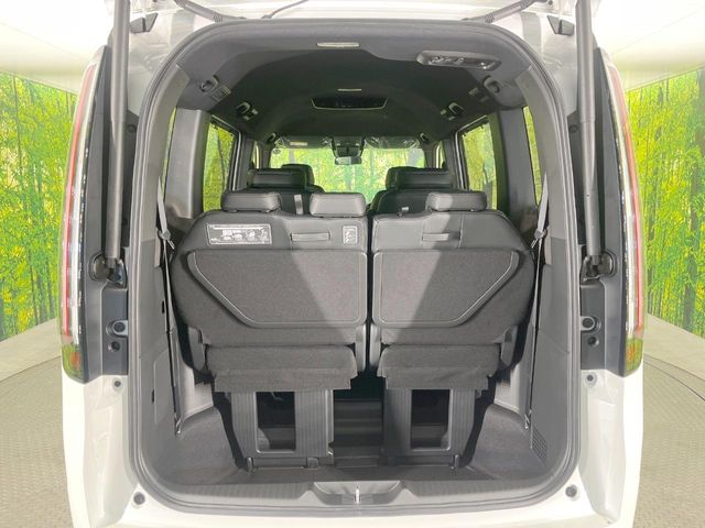 Honda Stepwgn 11