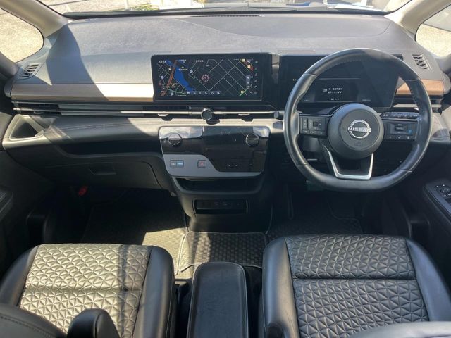 Nissan Serena 2