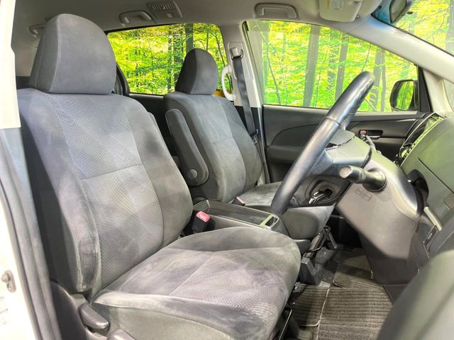 Toyota Estima 9