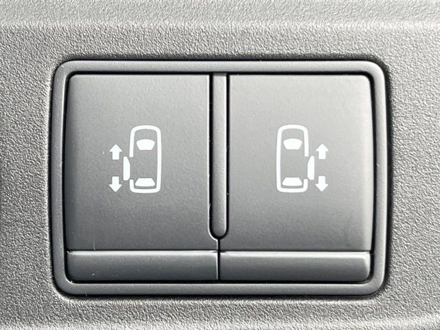 Nissan Serena 5