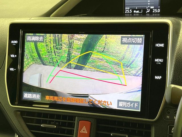 Toyota Voxy 5