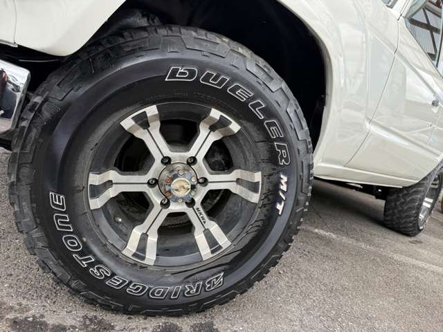 Toyota Land Cruiser 60 5