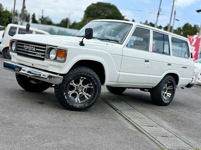 Toyota Land Cruiser 60 7