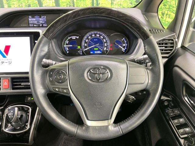 Toyota Esquire 12