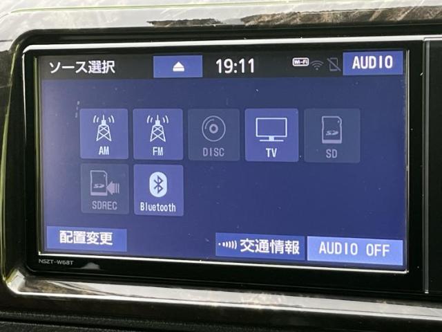 Toyota Hiace Van 12