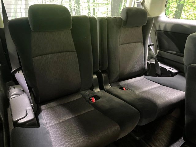 Toyota Alphard 10