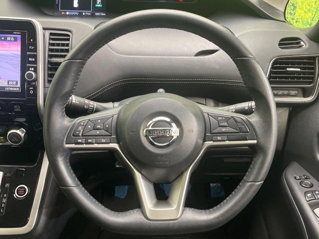 Nissan Serena 12