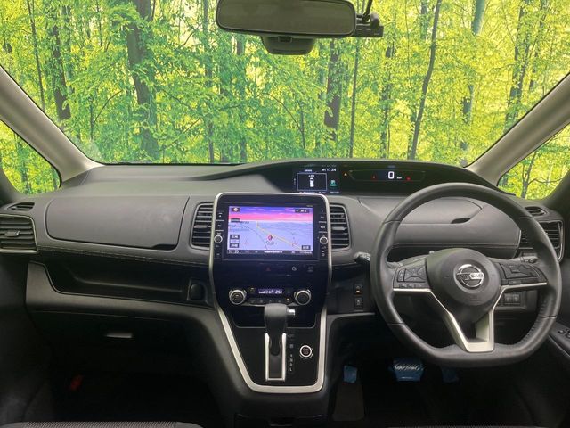 Nissan Serena 2