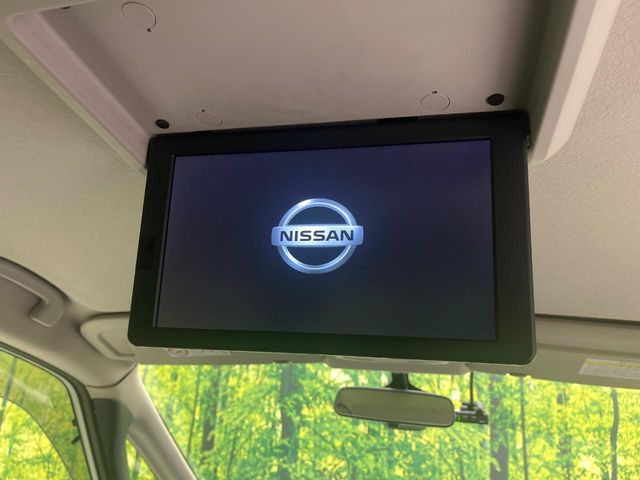 Nissan Serena 3