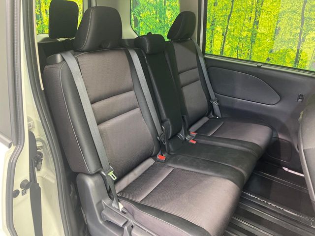 Nissan Serena 9