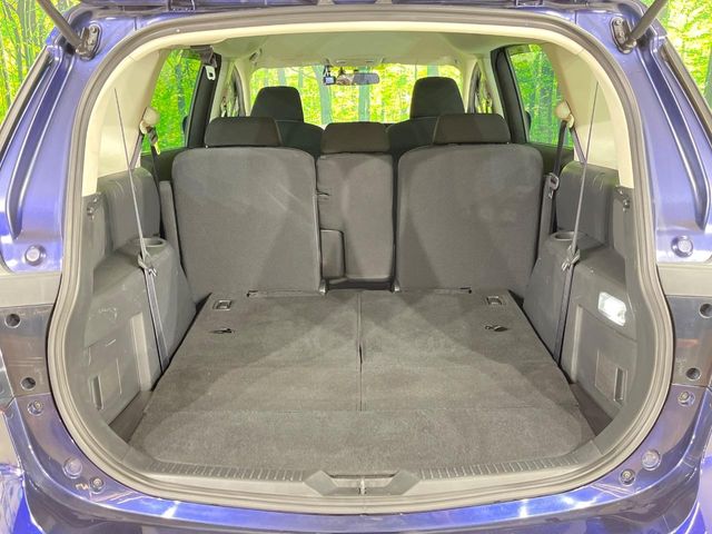 Mazda Premacy 11