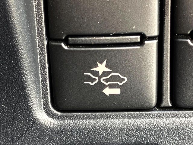 Toyota Noah 7