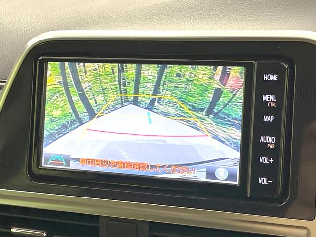 Toyota Sienta 5