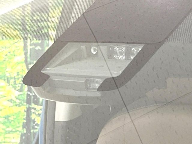 Toyota Sienta 6