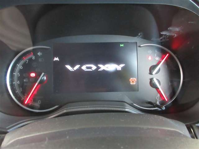 Toyota Voxy 9