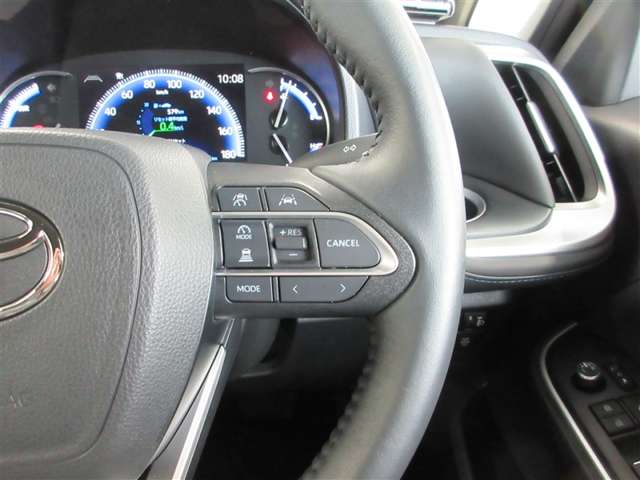 Toyota Voxy 12