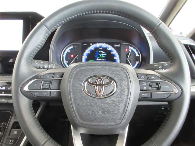 Toyota Voxy 10