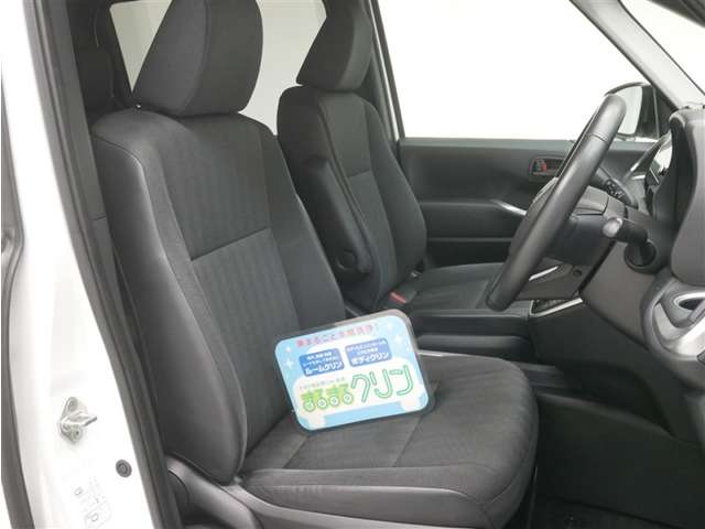 Toyota Noah 4
