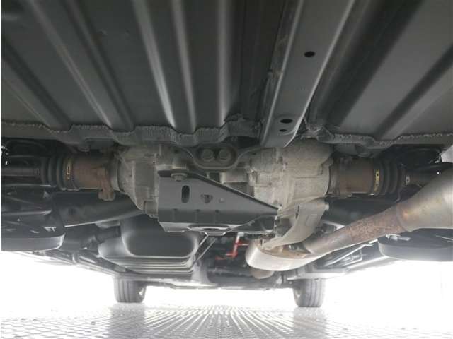 Toyota Noah 6