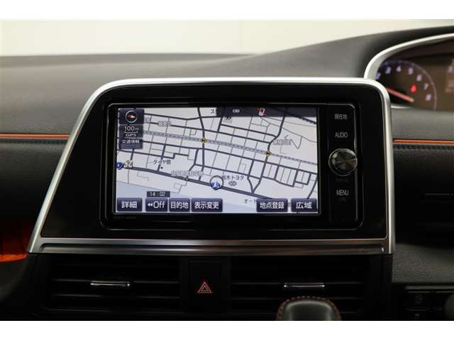 Toyota Sienta 6
