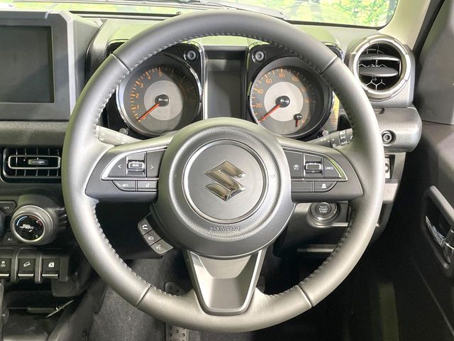 Suzuki Jimny 11