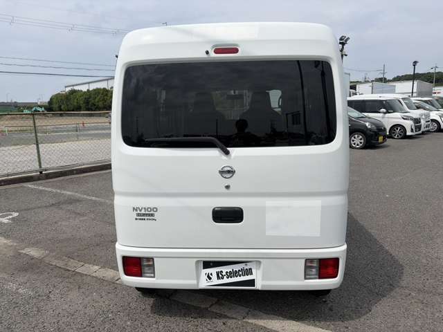 Nissan NV100 Clipper 11