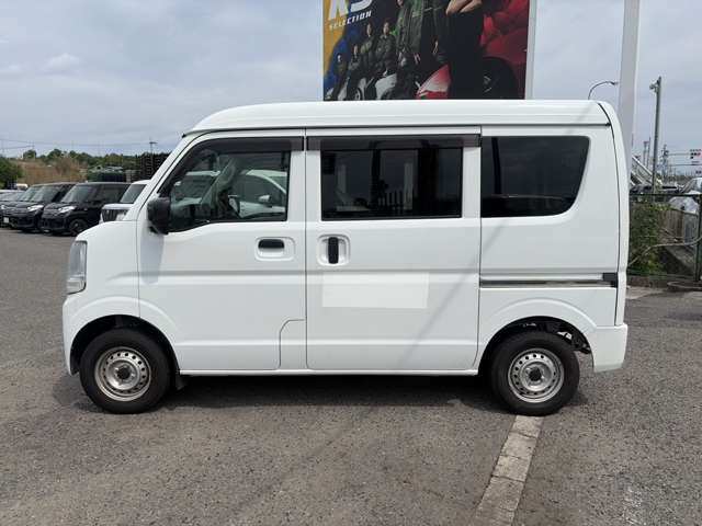 Nissan NV100 Clipper 12