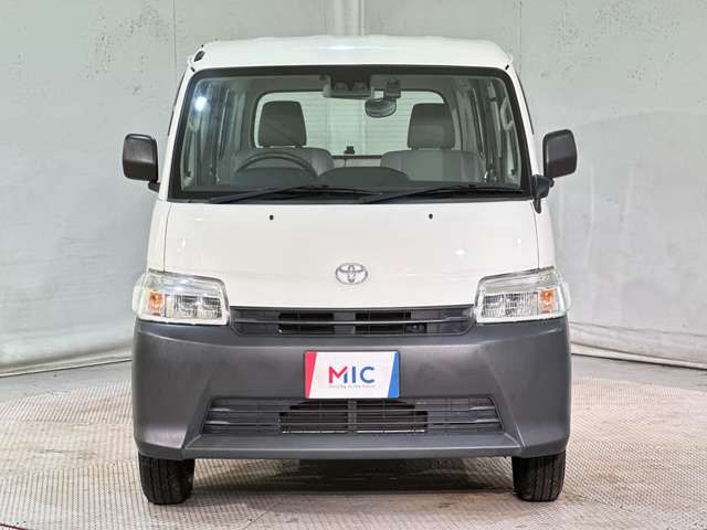 Toyota Town Ace Van 4