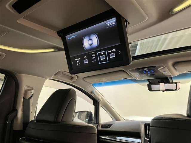 Toyota Alphard 10
