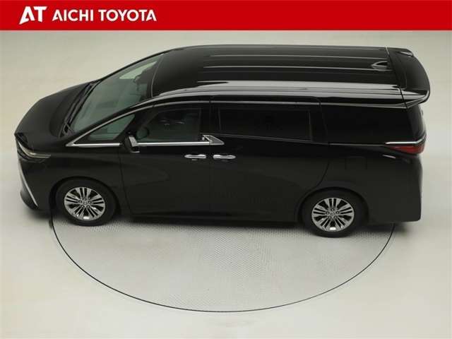 Toyota Alphard 11