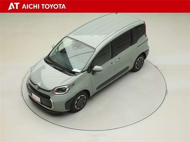 Toyota Sienta 10