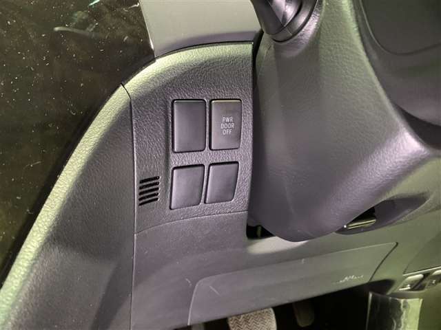 Toyota Vellfire 12