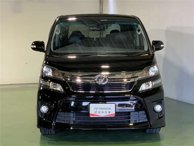 Toyota Vellfire 3