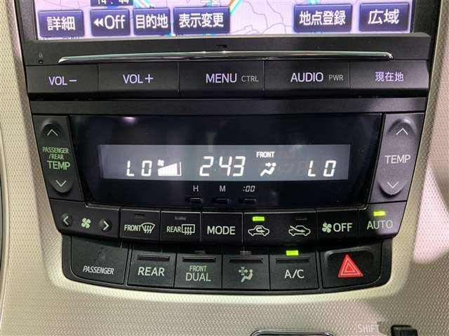 Toyota Vellfire 8