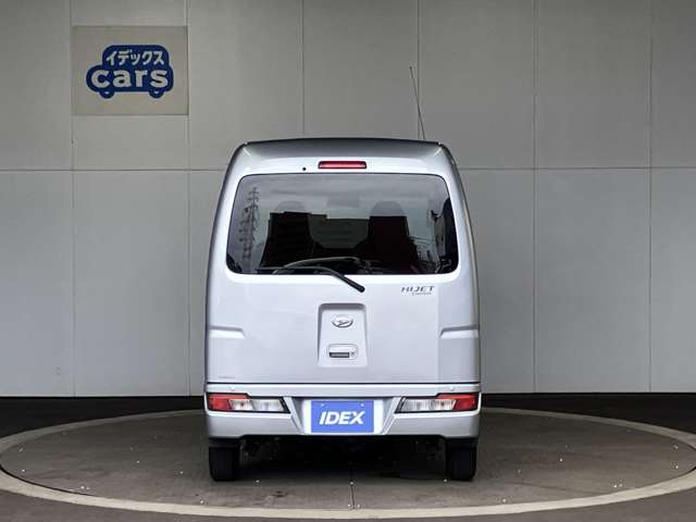Daihatsu Hijet Cargo 11